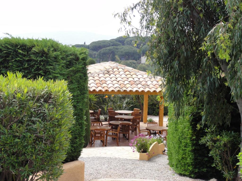 Le Mas Des Oliviers Sainte-Maxime Exterior foto